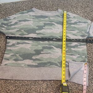 Womens Camouflage Long Sleeve Sweatshirt 12/14 Large